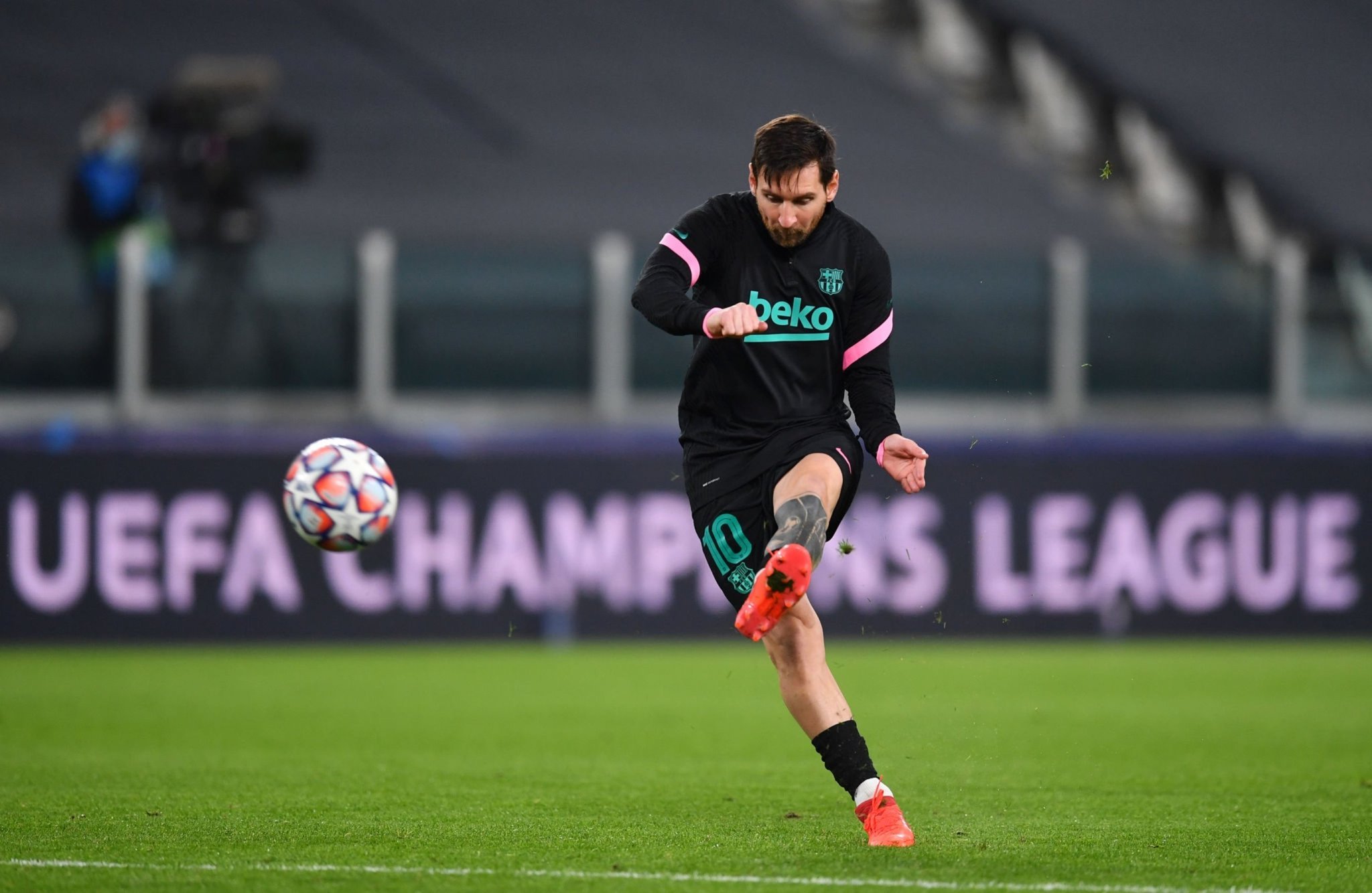 级中场的潜 级中场的潜