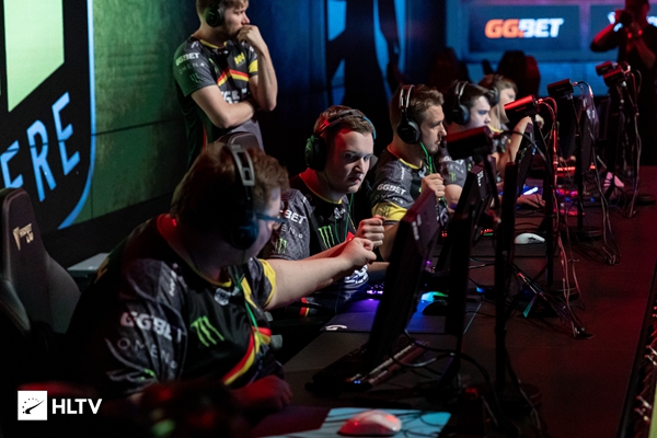 巴萨也更善 巴萨也更善